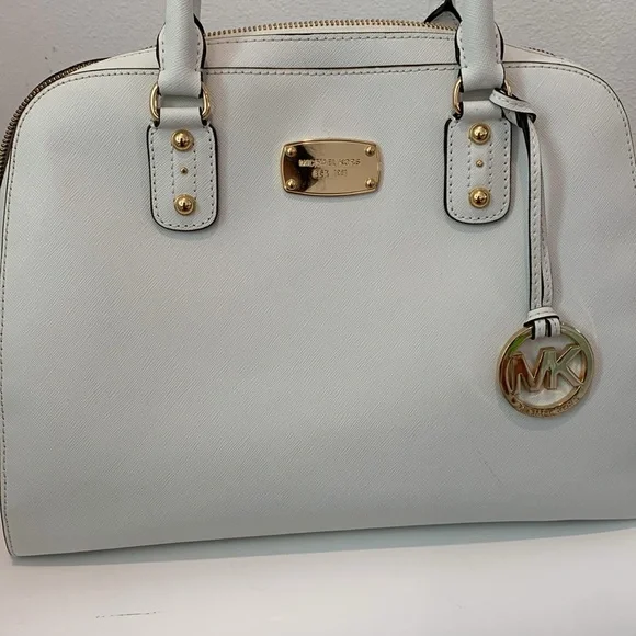 Michael Kors White Handbag - Picture 5 of 15